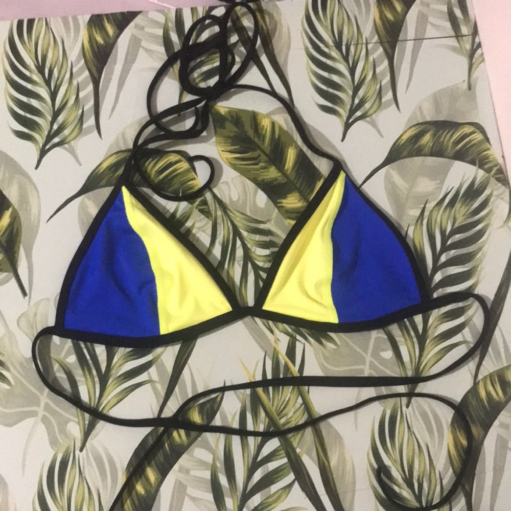 VS PINK bikini top